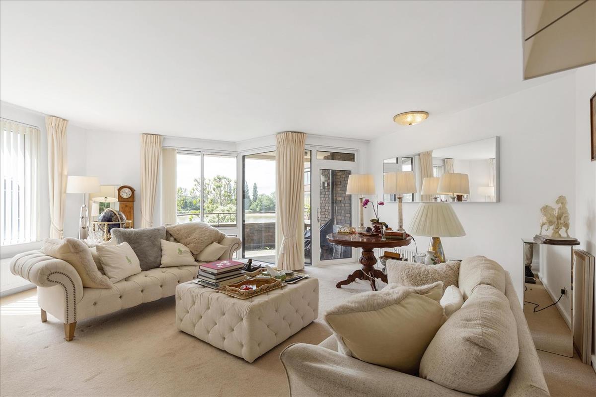 Property Image 47aab7ae-b27f-42a7-9093-1511293915eb