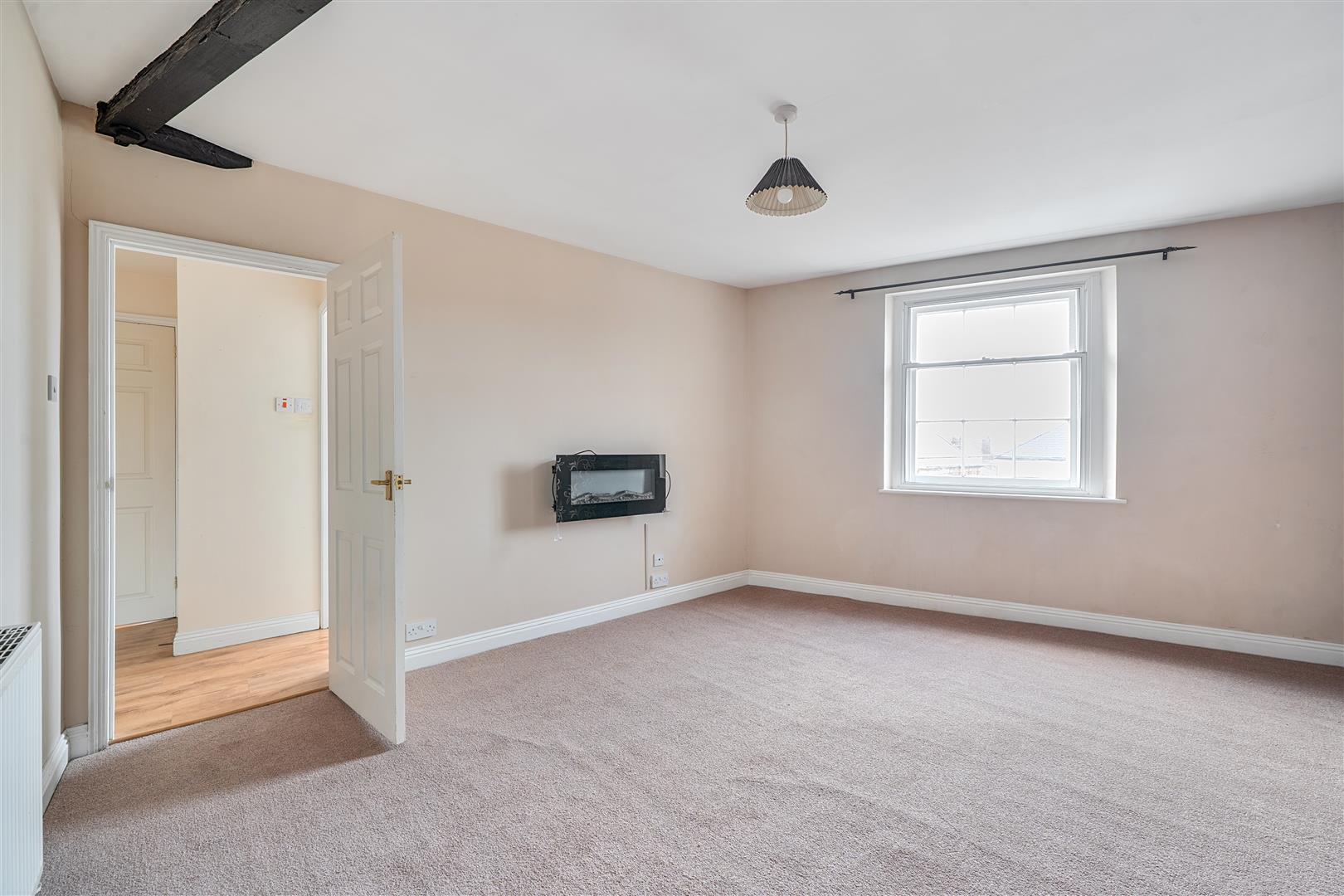 Property Image 47ab0d58-3ada-4efc-b169-08f6975387d5