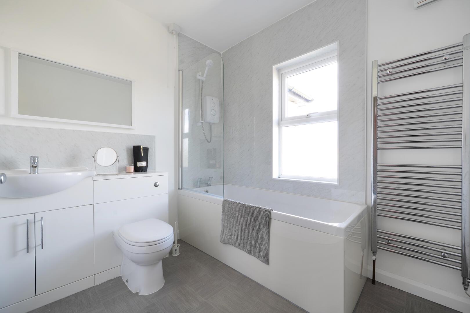 Property Image 47c73e41-68f1-40b0-9f8a-1d690793aa0b