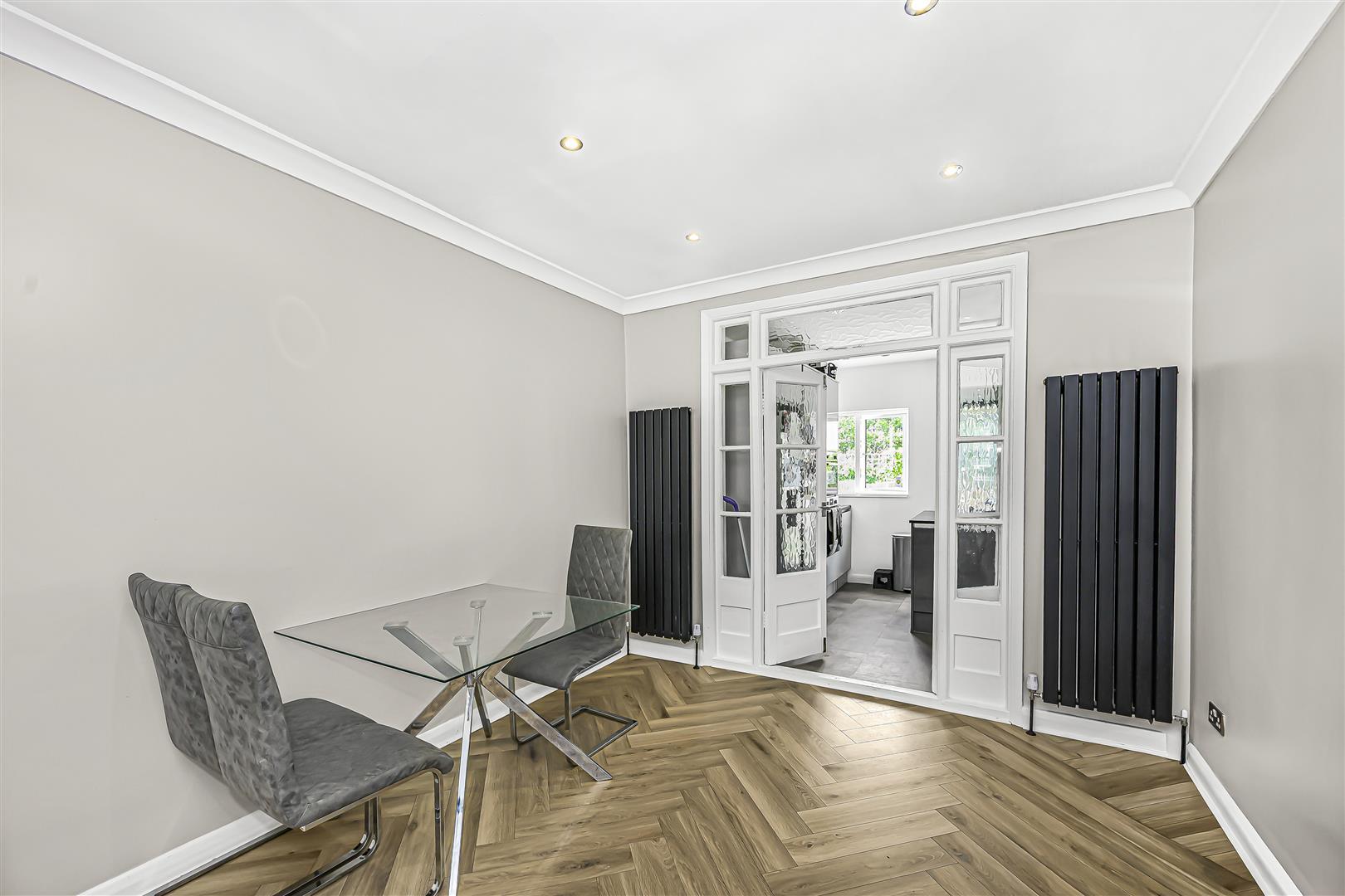 Property Image 47f04508-7c57-44f1-8bc4-cb7865f12478