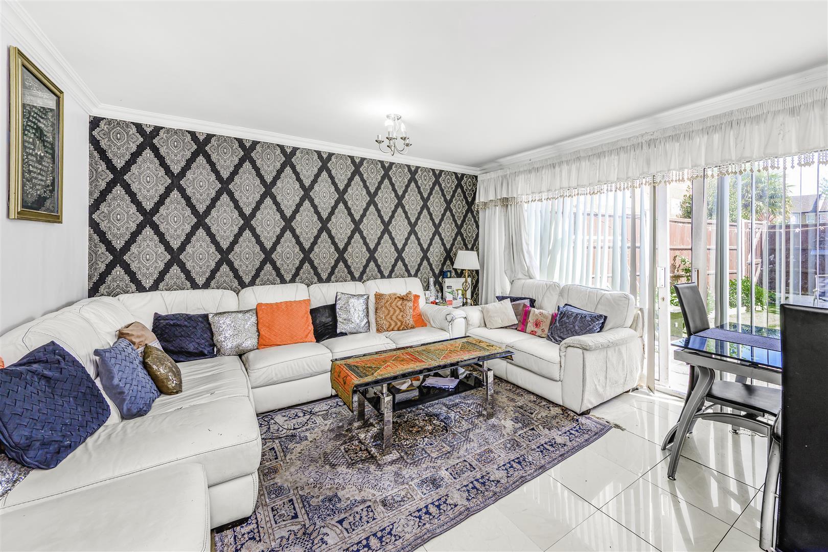 Property Image 48071e0c-eeeb-41f5-b68e-0f0c400ecba2