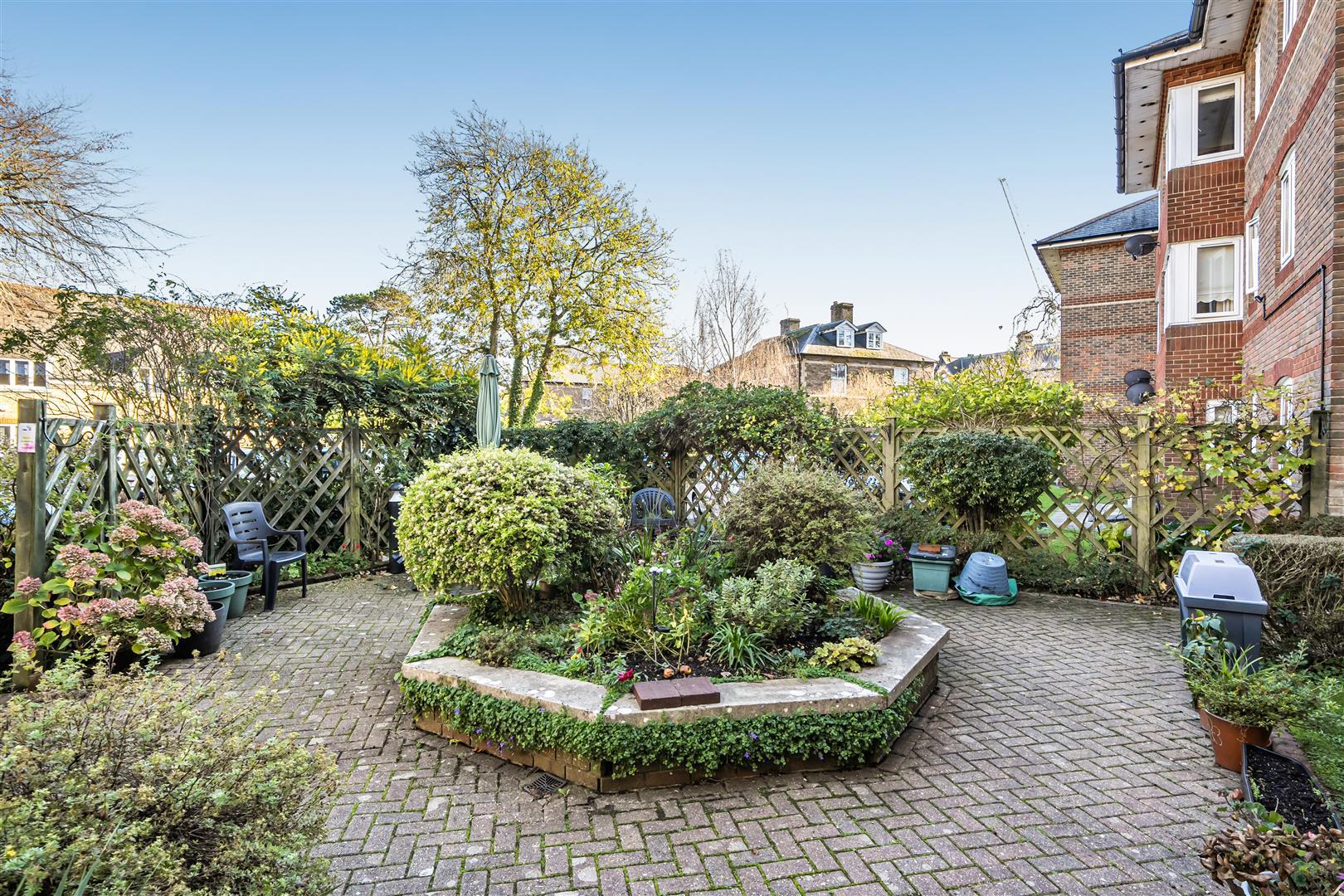 Property Image 480c67b1-3d03-4b8d-986e-2af0a2f92a34