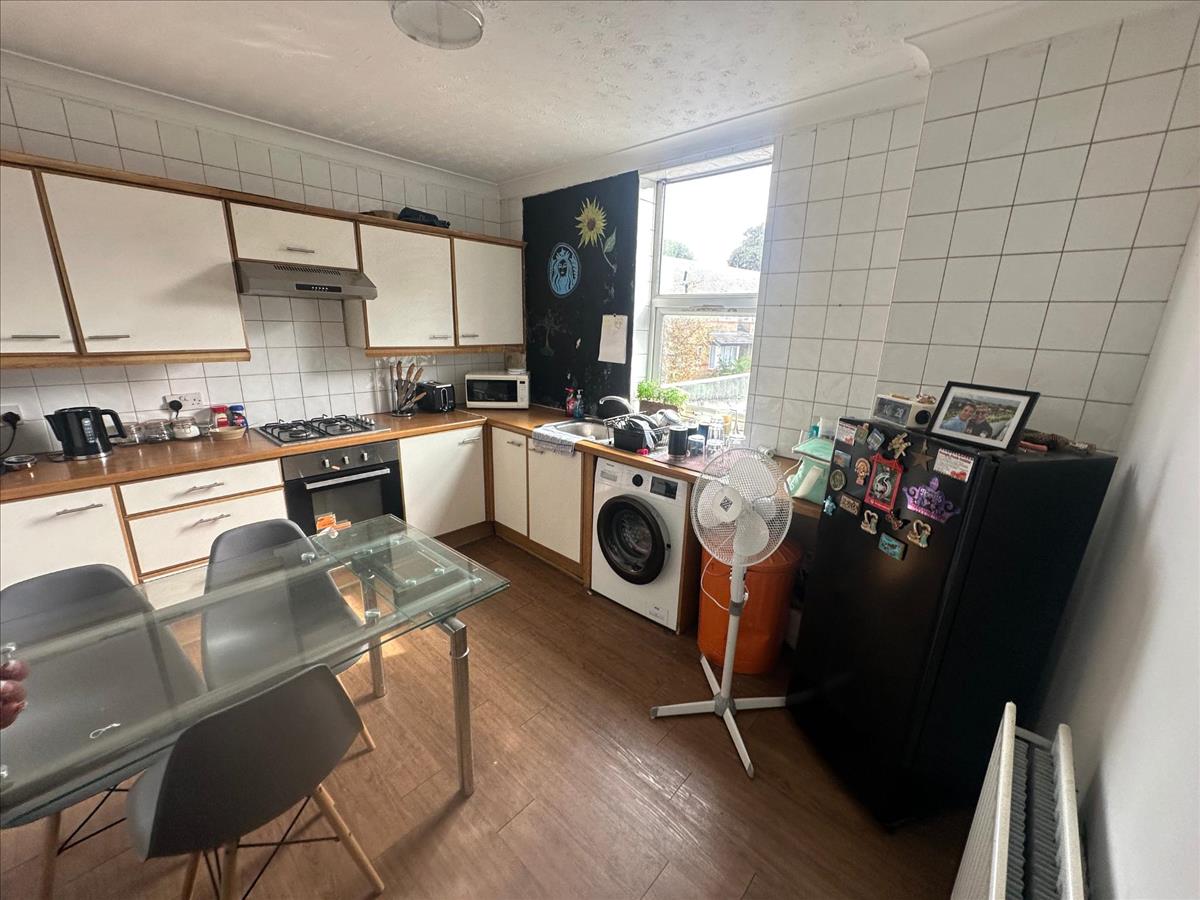 Property Image 4815deff-5795-4581-a7b3-d88b9e6851e9