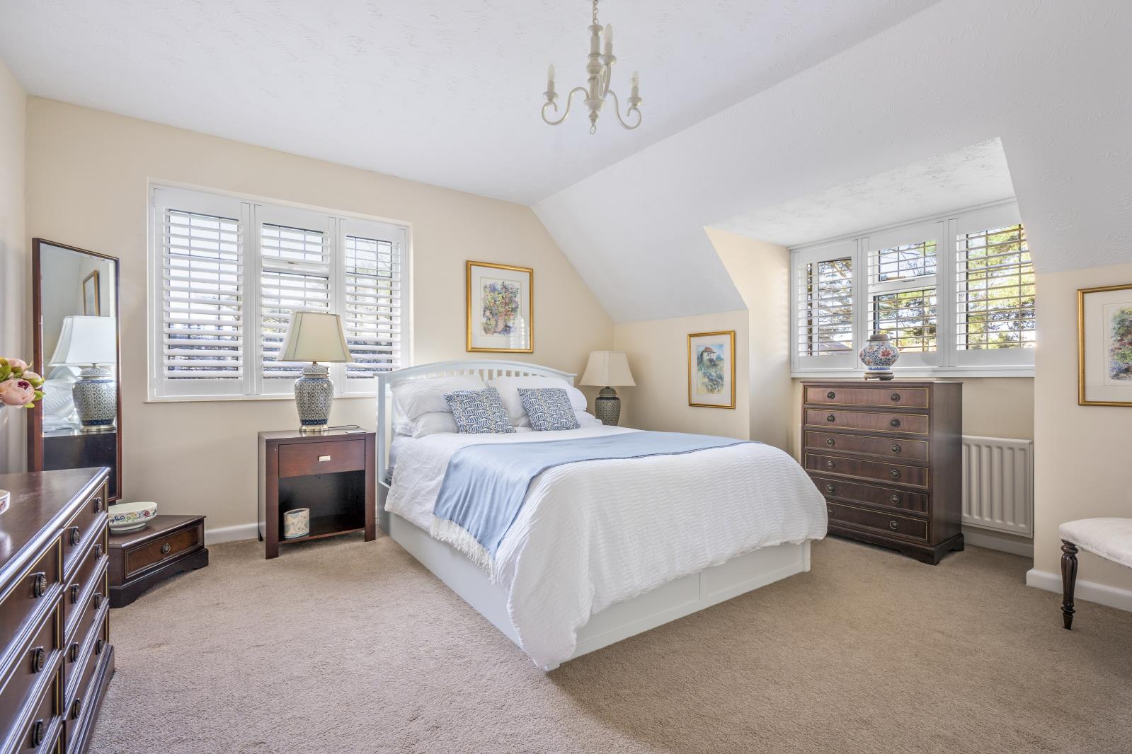 Property Image 481ad04a-f93a-45a0-9188-a87818e2704b
