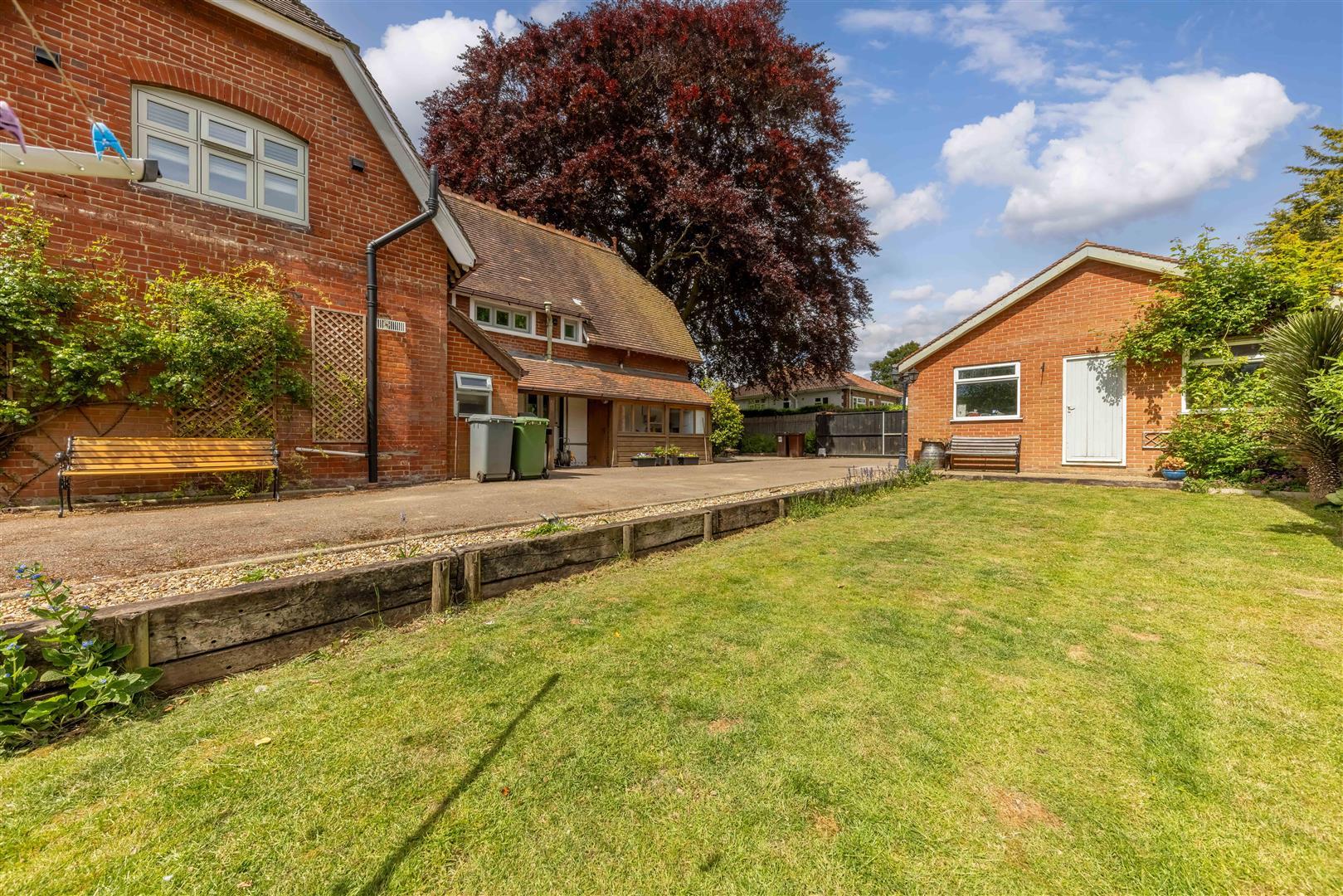 Property Image 4825e8a3-8cc1-49c4-bfda-eb1bb3f7862b