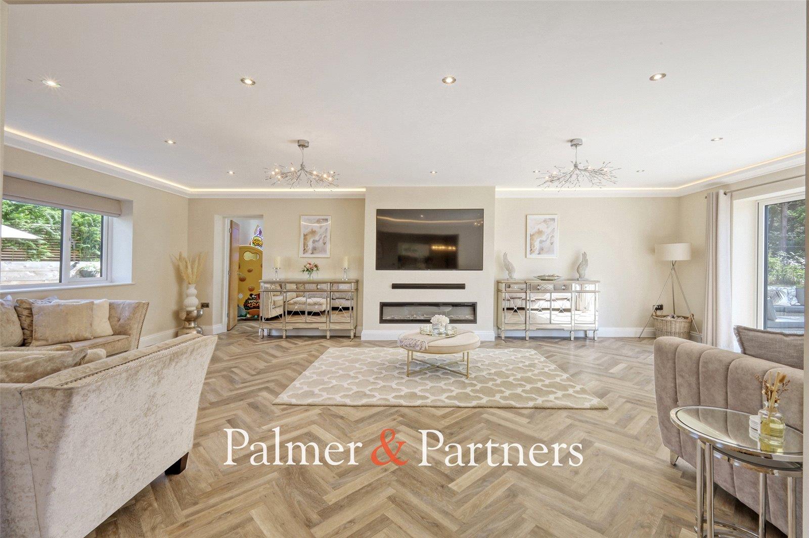 Property Image 483ea602-d633-46f6-b696-bb621de42355