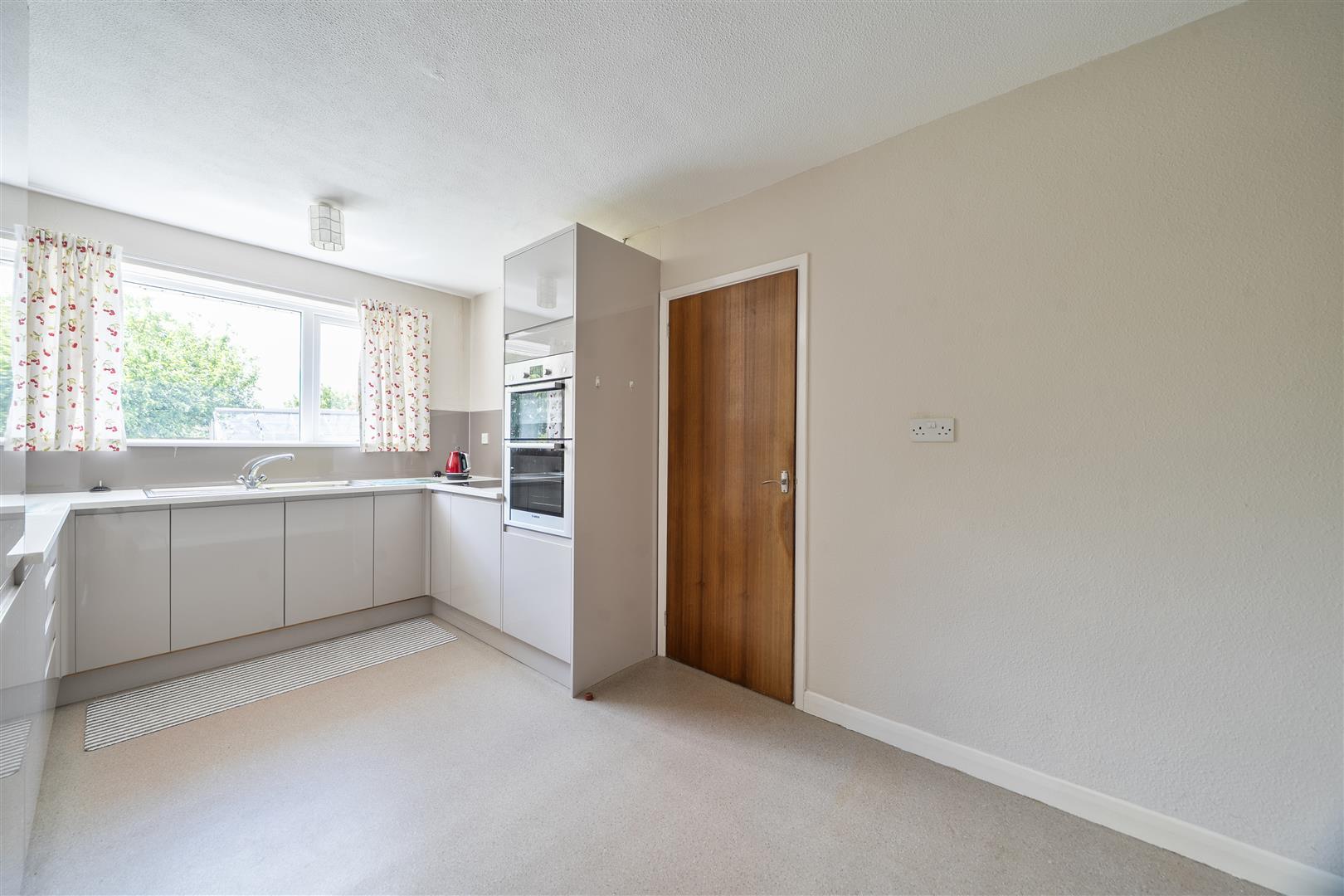 Property Image 484eecf2-3098-4b1b-a8fa-0770b868d6c3