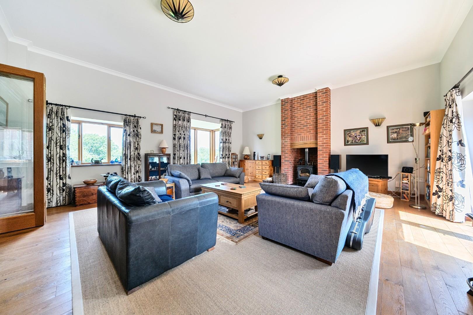 Property Image 48537e4b-adbf-4618-b040-7d33d422e8c5