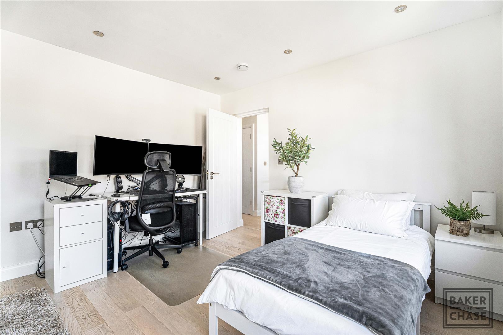 Property Image 48694202-27c0-4a1b-9169-cca47596a320