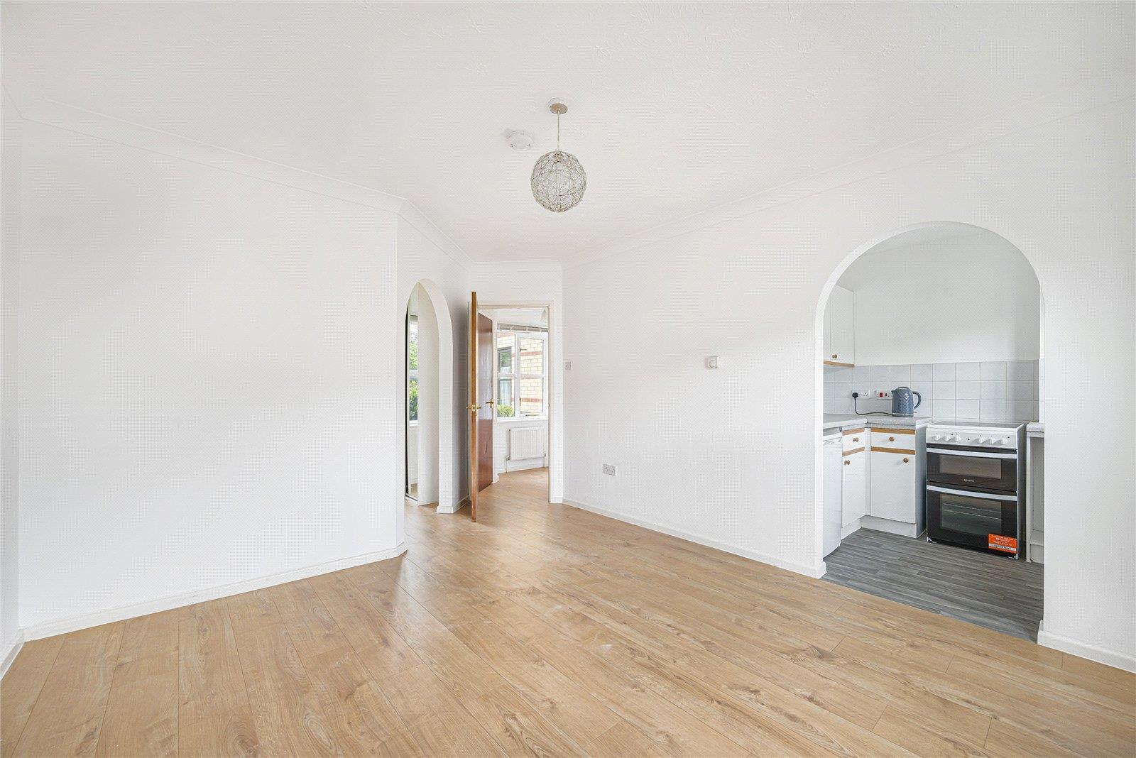Property Image 488080bc-c337-4be8-a4de-9fad06572f5a
