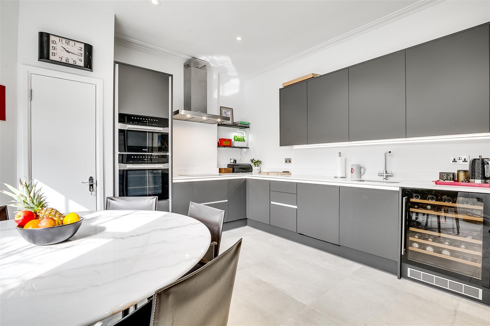 Property Image 488a9d34-b1b0-4411-bc9e-0f93702f007c
