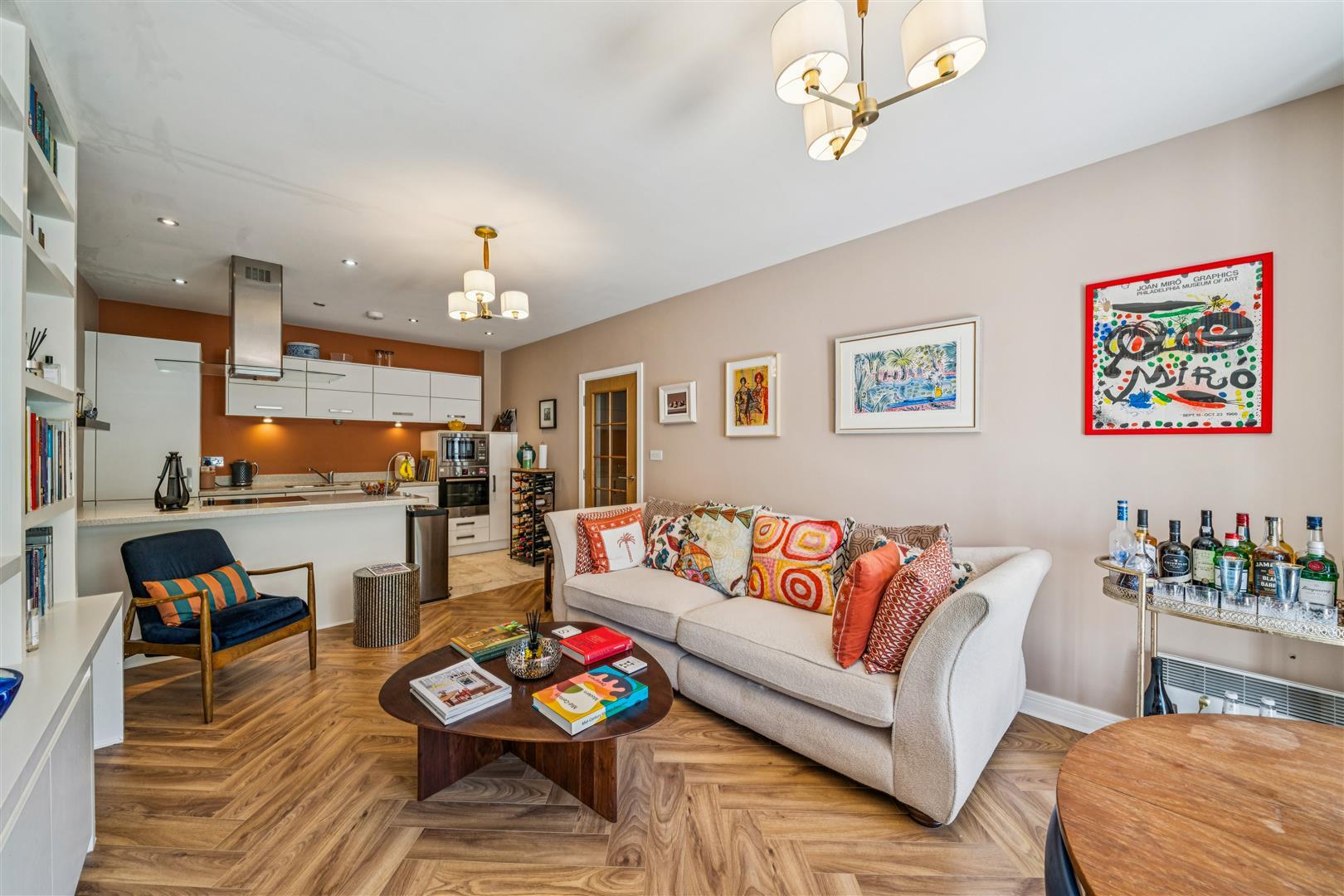 Property Image 488d5716-058b-4861-9fa3-36880648cfad