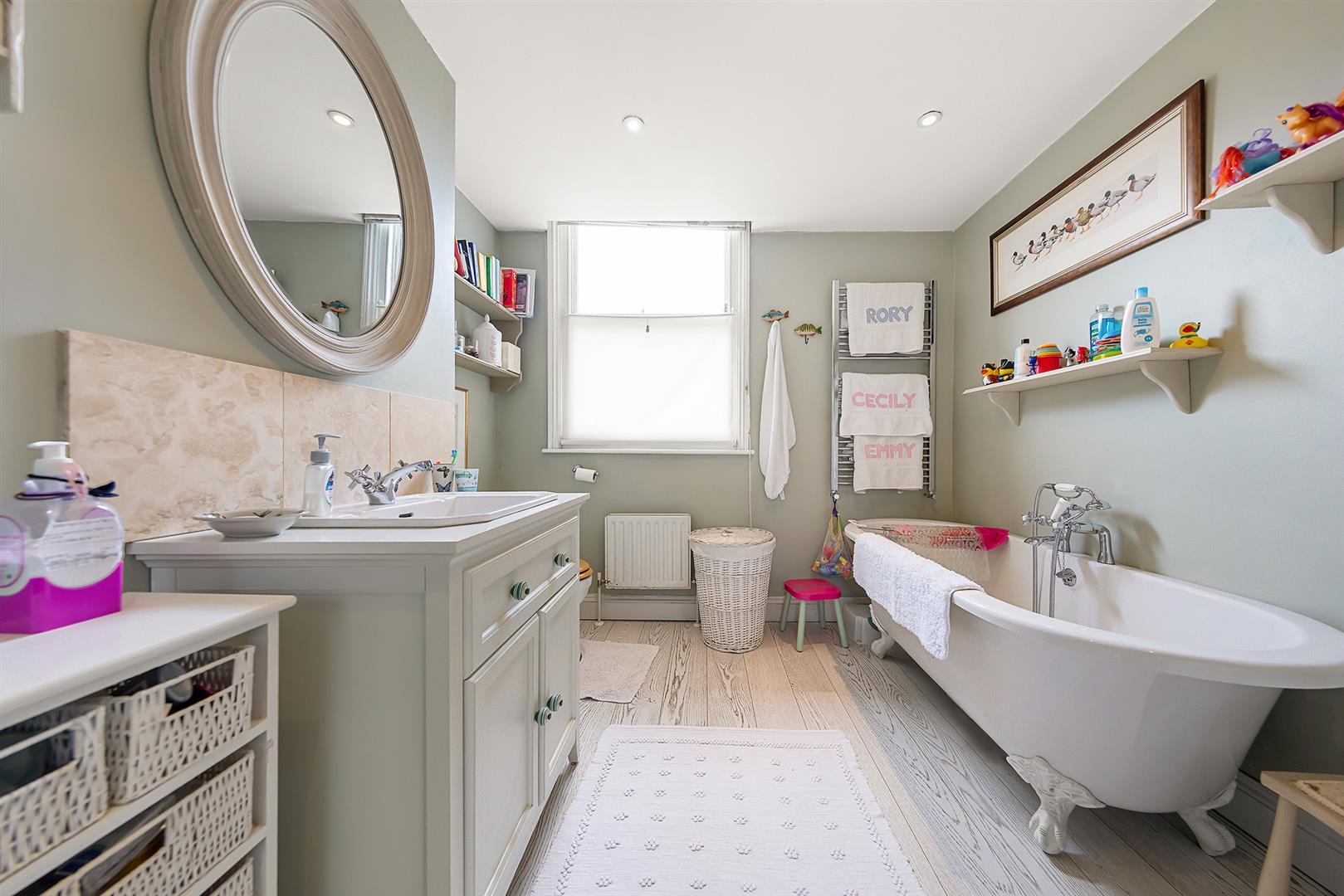 Property Image 489fafbe-8263-4b82-8c5d-5c483d14f8e5