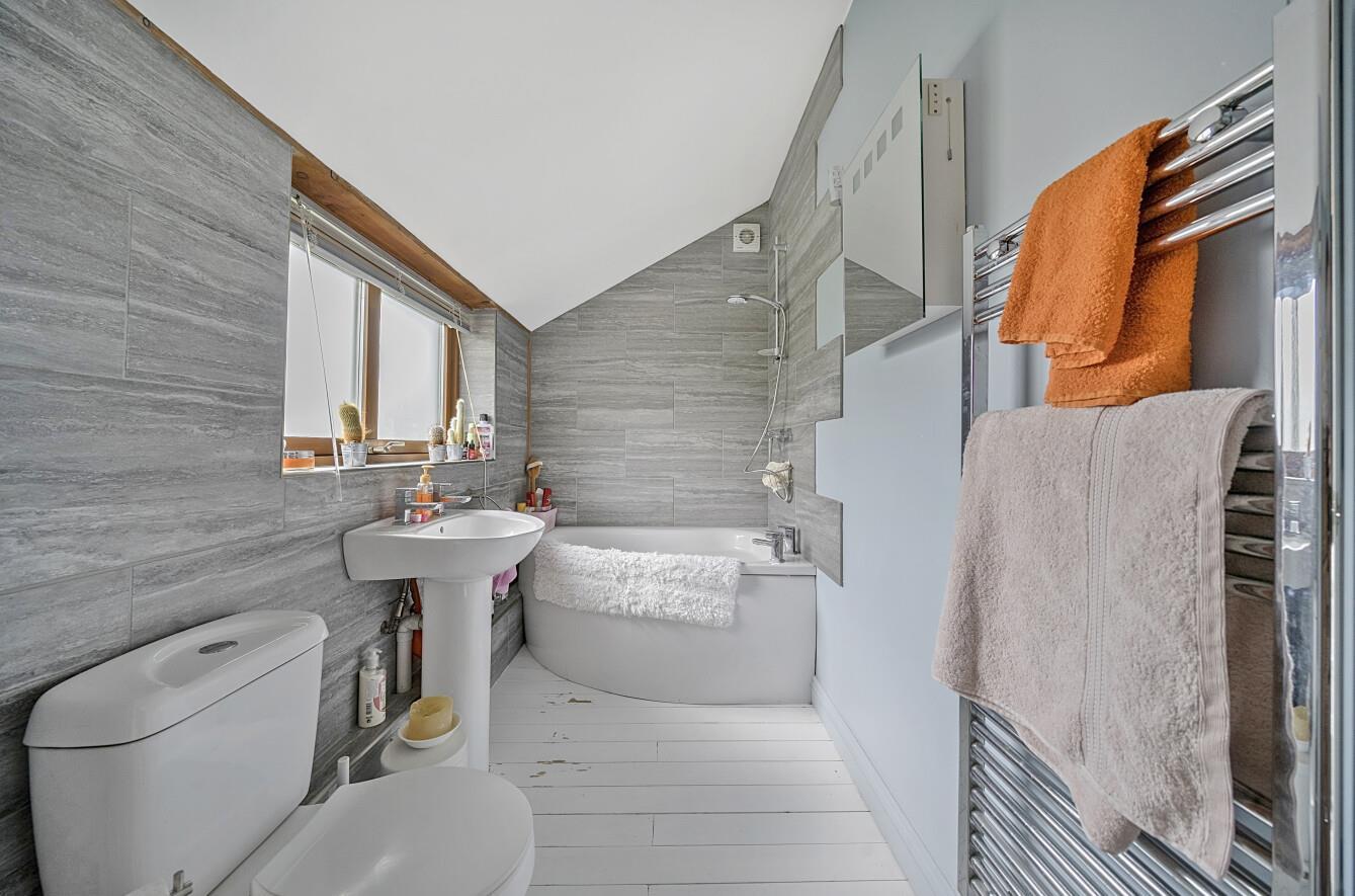 Property Image 48b103f4-f8e4-4178-aaf8-28908893a364