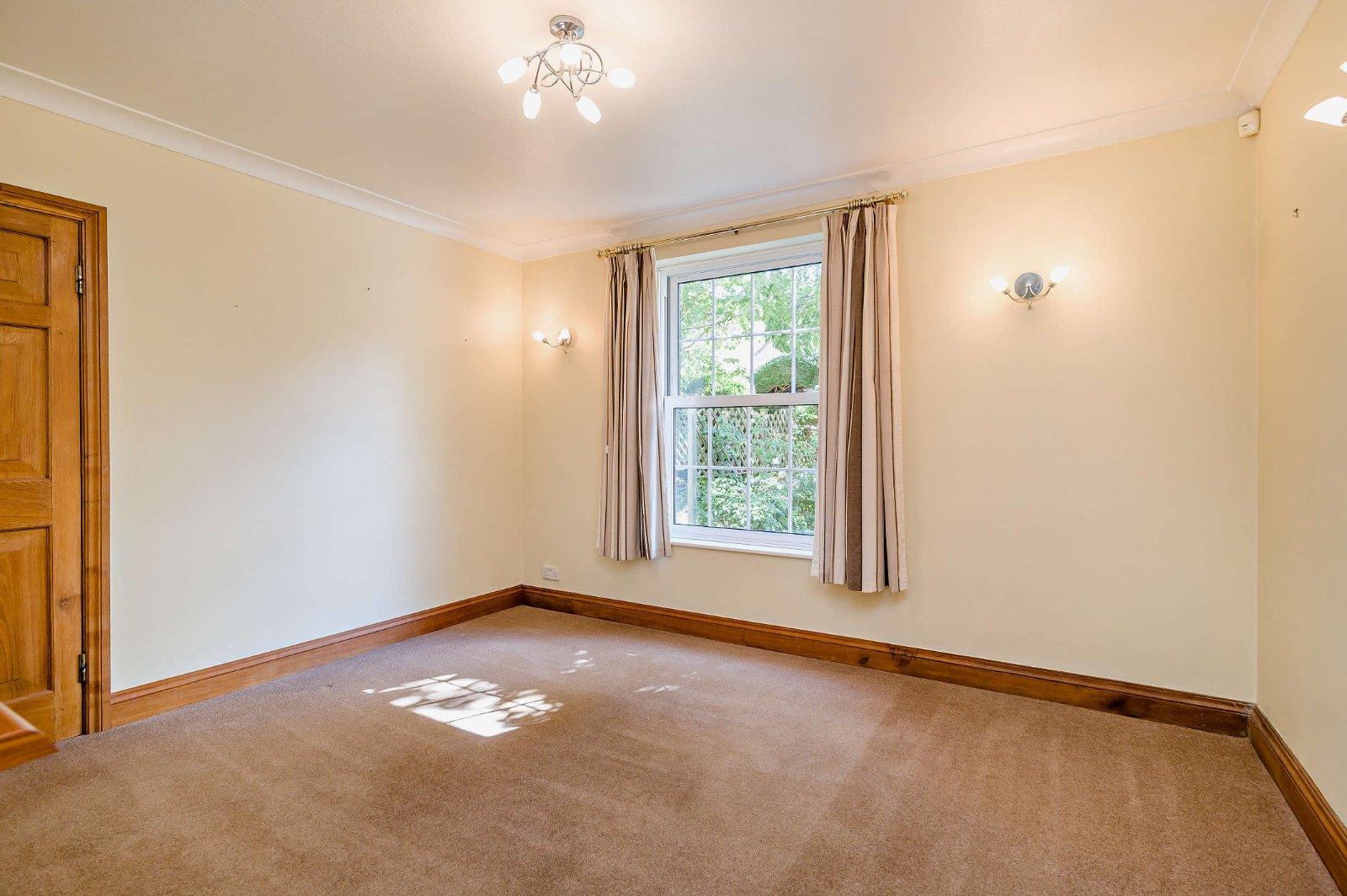 Property Image 48b5cdc4-3a91-4ec1-8999-a8e64790ae2b
