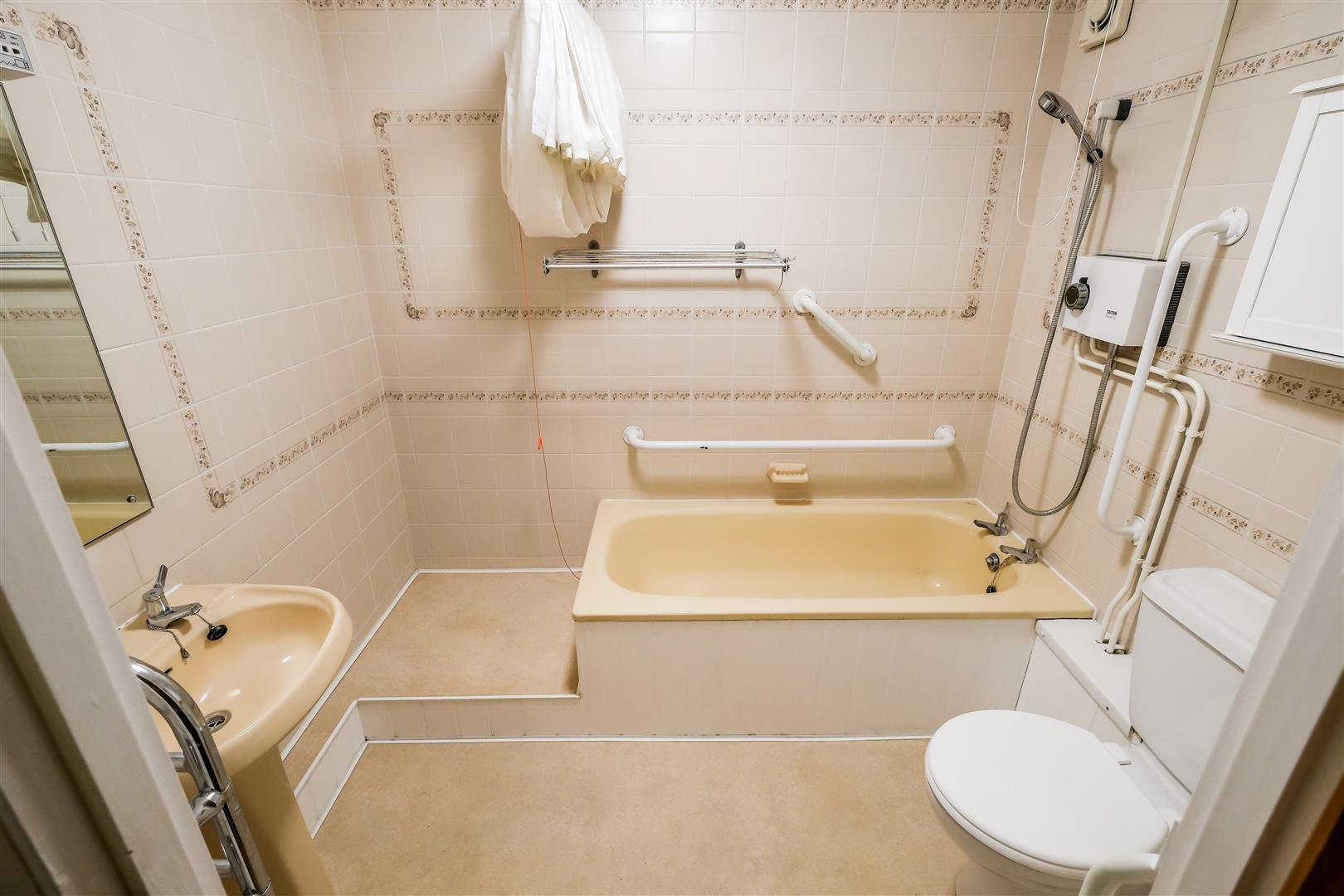 Property Image 48b5f1e9-6161-47c8-8f82-ed506750d7ce