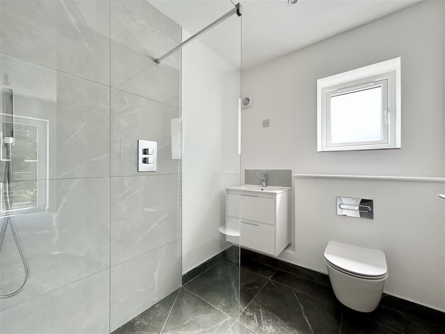 Property Image 48c35967-b700-4152-9fa8-77b827edae41