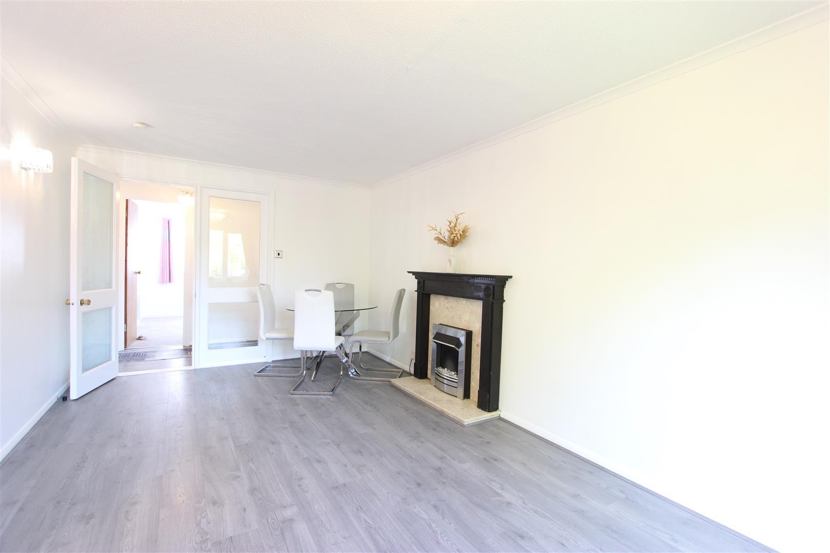 Property Image 48c634eb-c5b9-4033-b2ac-e0771ba292ad
