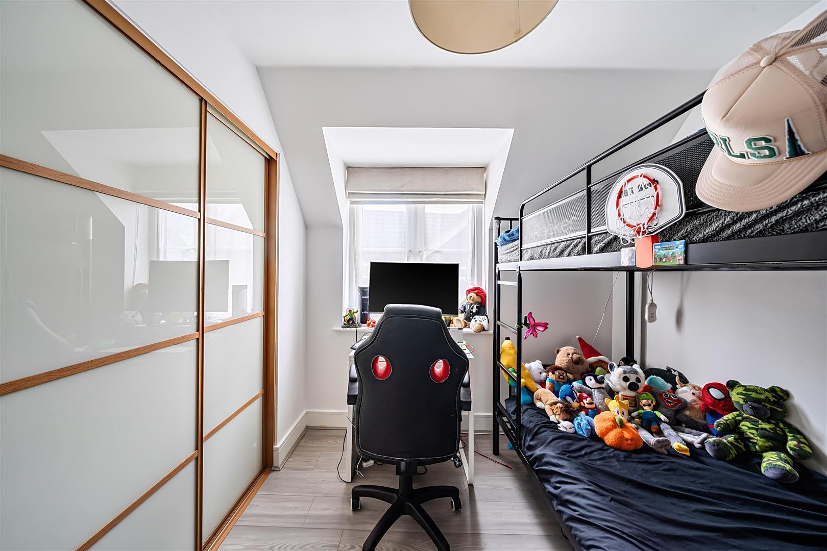 Property Image 48c6a099-f6c7-4694-b92c-458ad4ace8fc