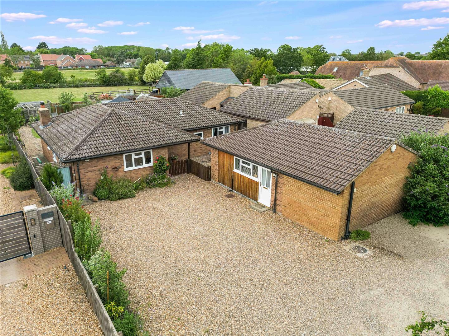 Property Image 48c972f3-f2e4-4ef7-96e5-fd9d39ff04c6