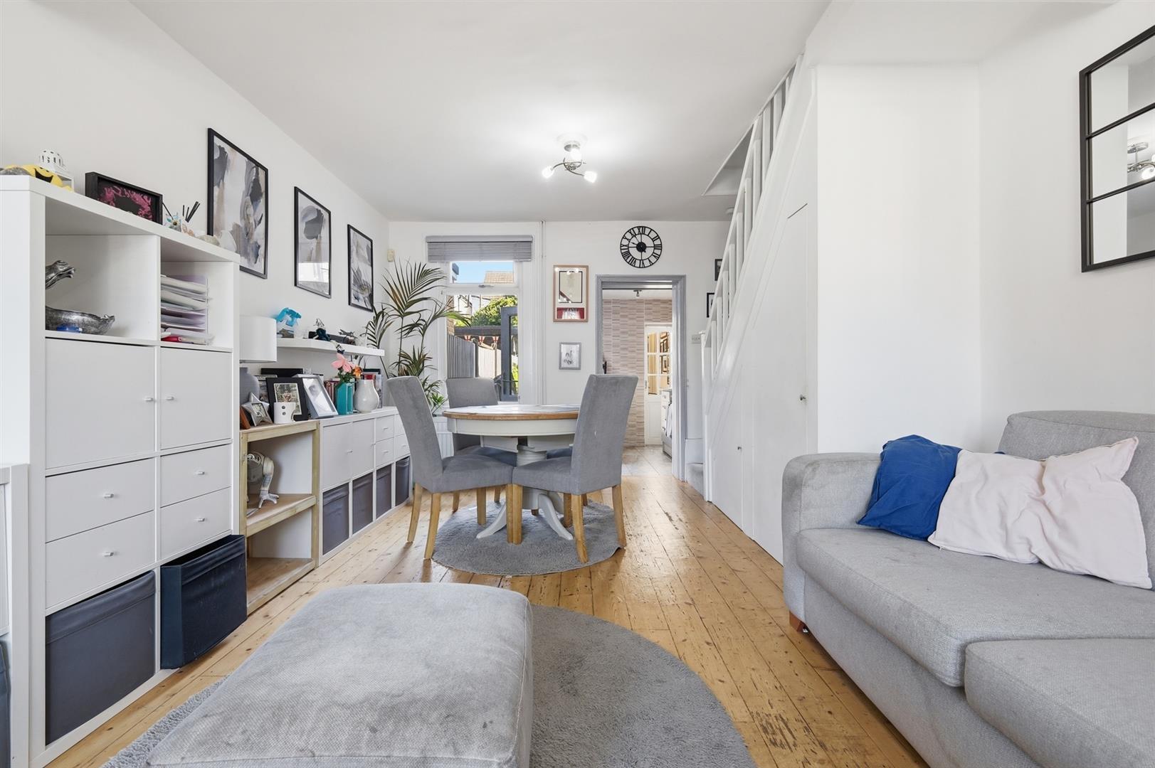 Property Image 48ced68a-f95c-46cf-b0a6-8a3c0af7d129