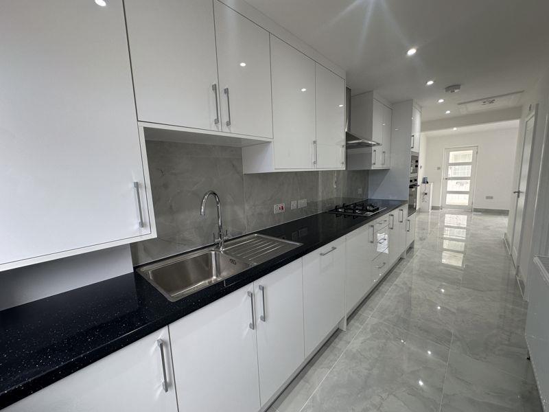 Property Image 48da067c-78e6-42a4-80b1-617f3918c2da