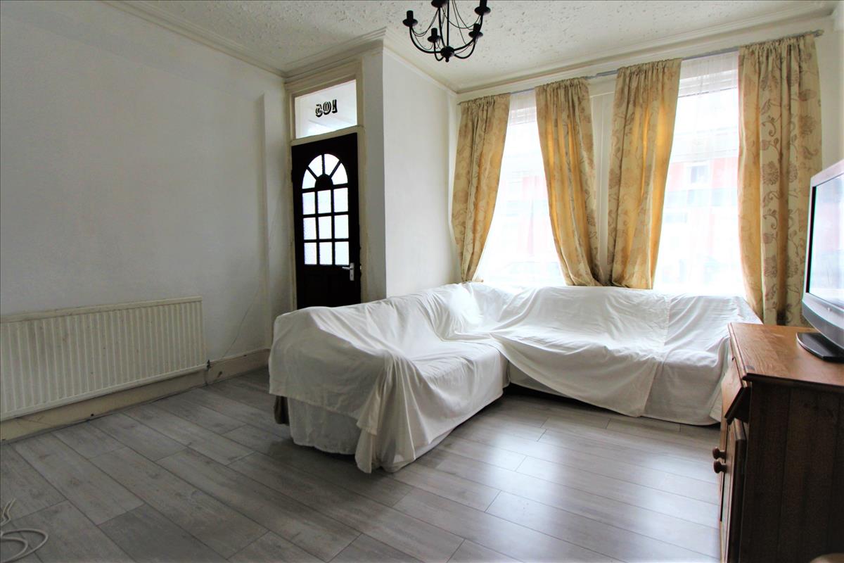 Property Image 48db0f77-da30-4e13-b885-ef8f76d27478