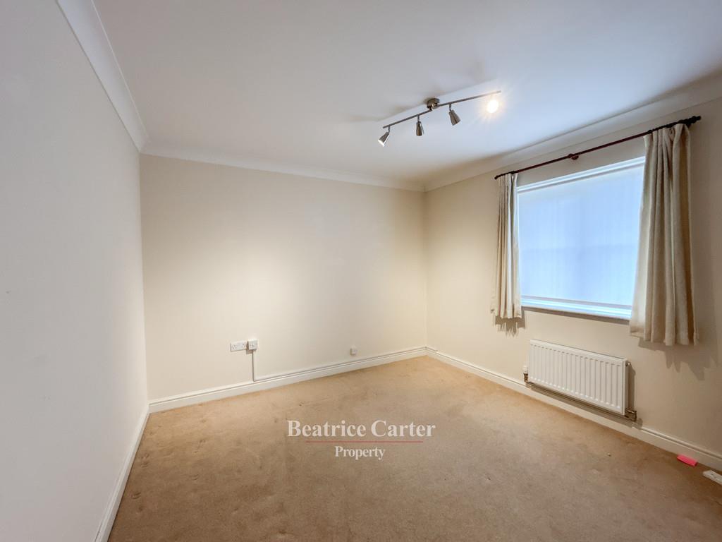 Property Image 48de30db-e990-404f-a9cb-322d2f0cc8ff