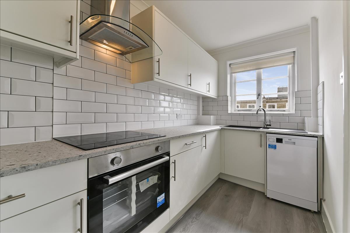 Property Image 48e9119f-2e5a-4933-b58d-4c56aed05b89