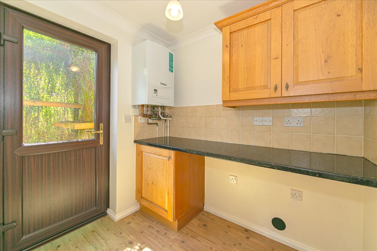 Property Image 48f86299-3321-46d6-8307-a94528dbcc7d