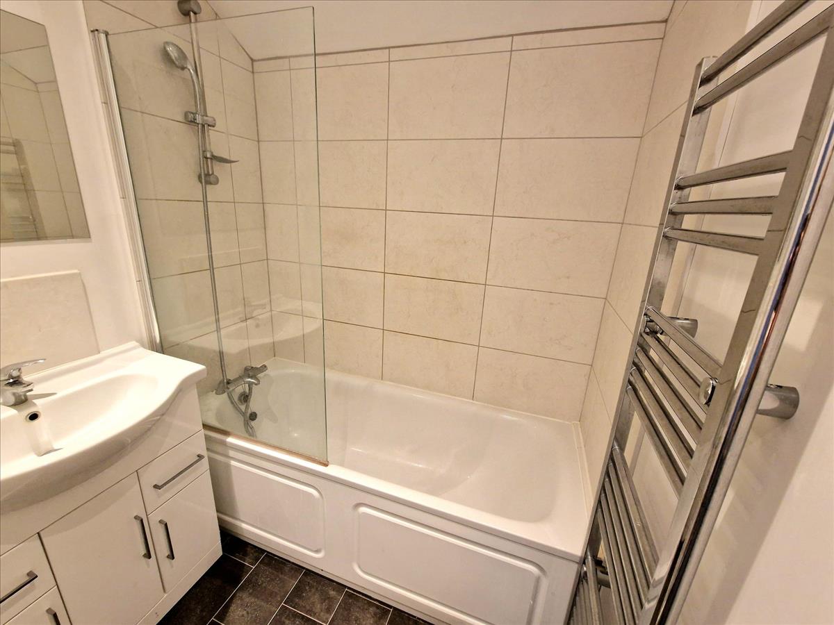Property Image 48fc791c-c7f4-459f-902f-bc7475091f43