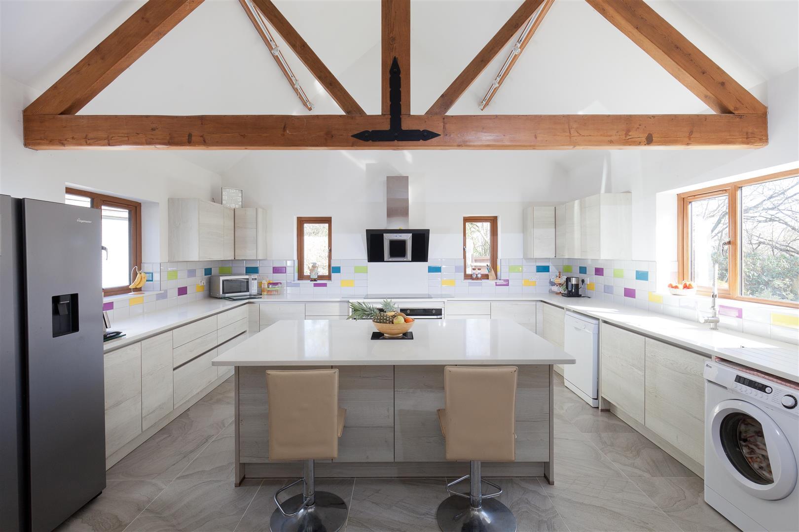 Property Image 4916f718-e615-4dde-b845-96891967da80