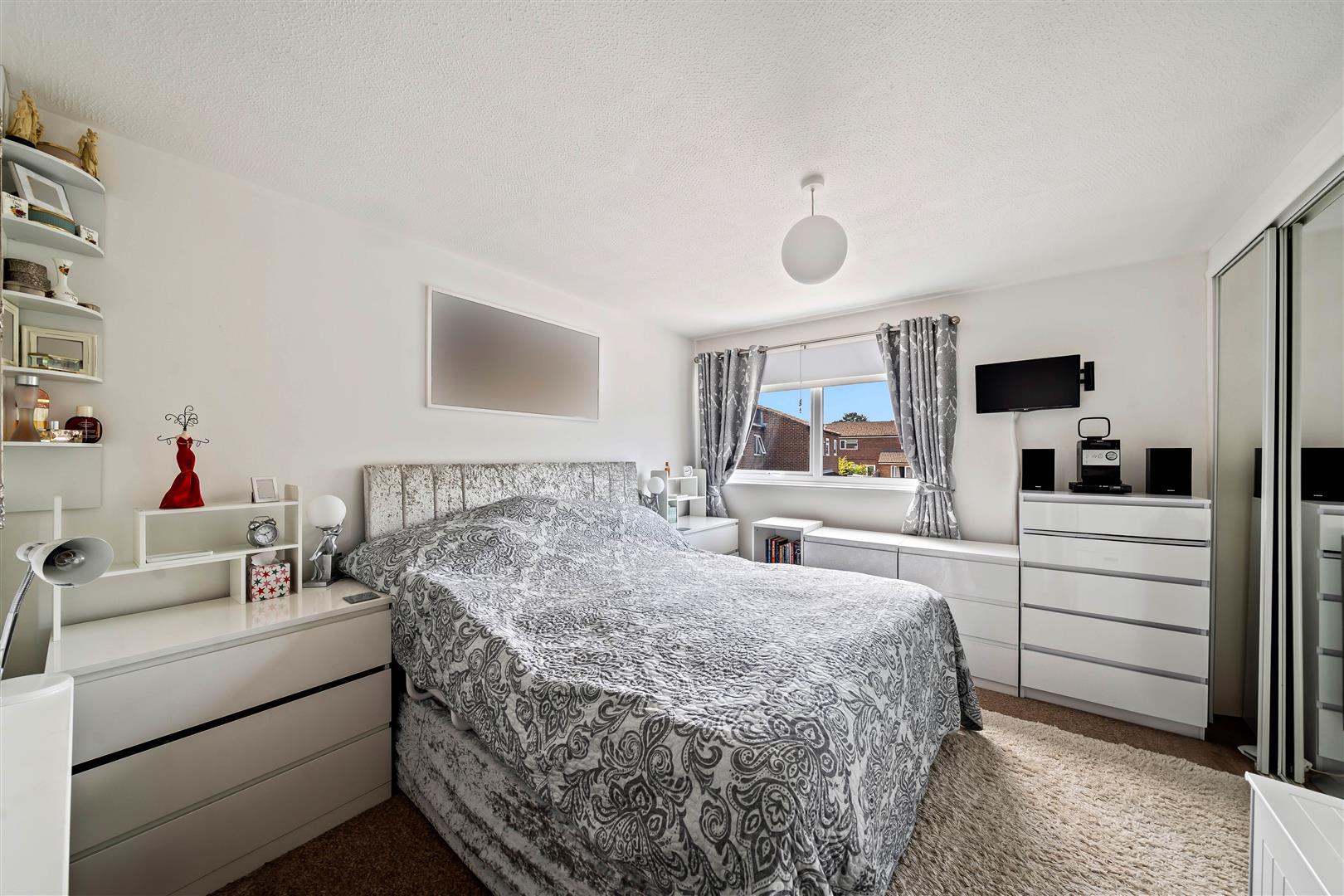 Property Image 49274214-bac8-4088-bb3e-ea6f95761e1e