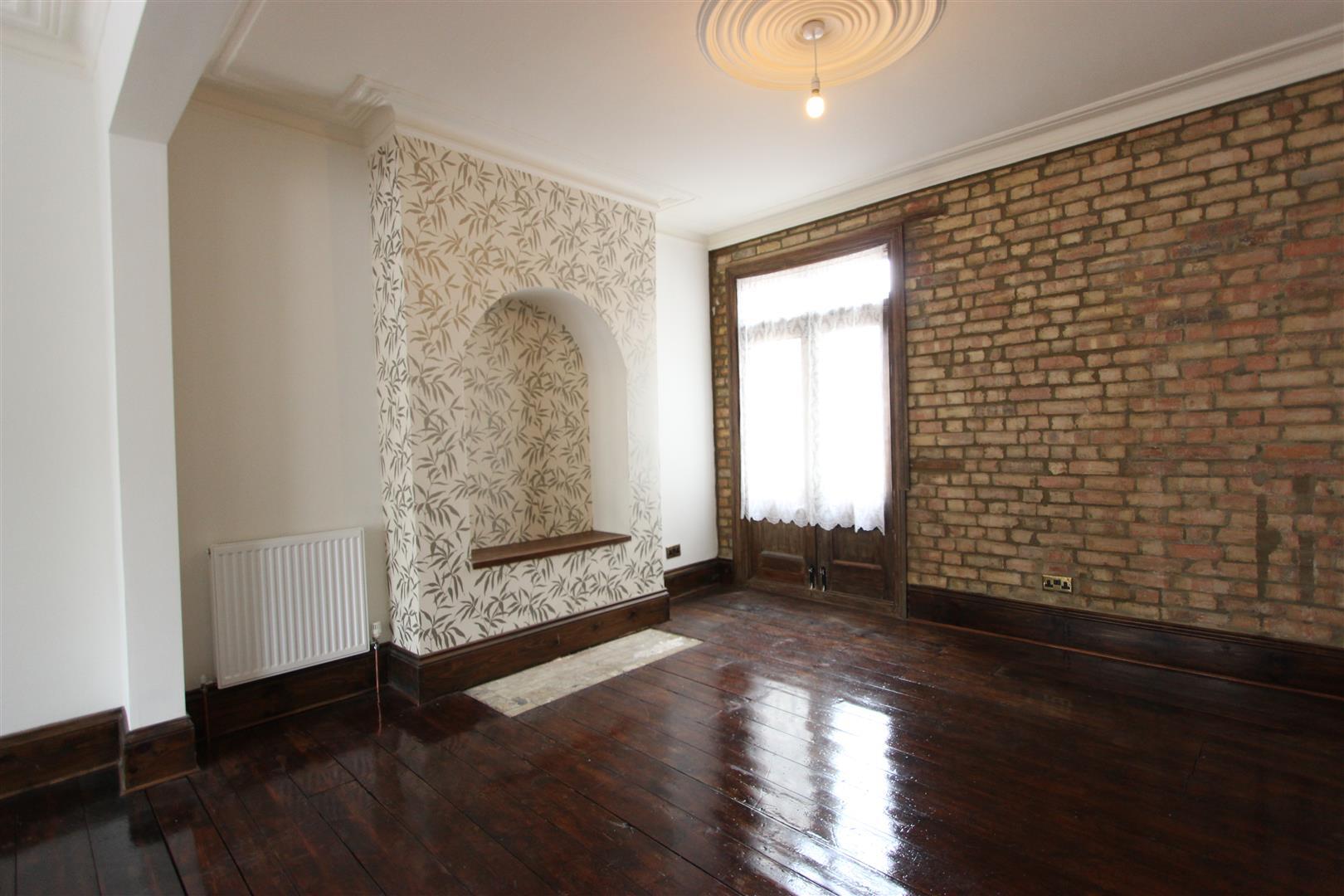 Property Image 492c4d56-049a-4f20-9449-015353a9f8b6