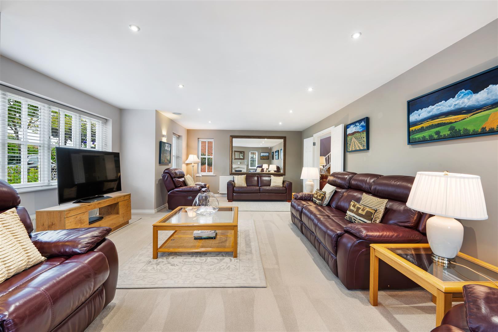 Property Image 4933a215-ab0f-4e76-ae04-8d01cca3fe13