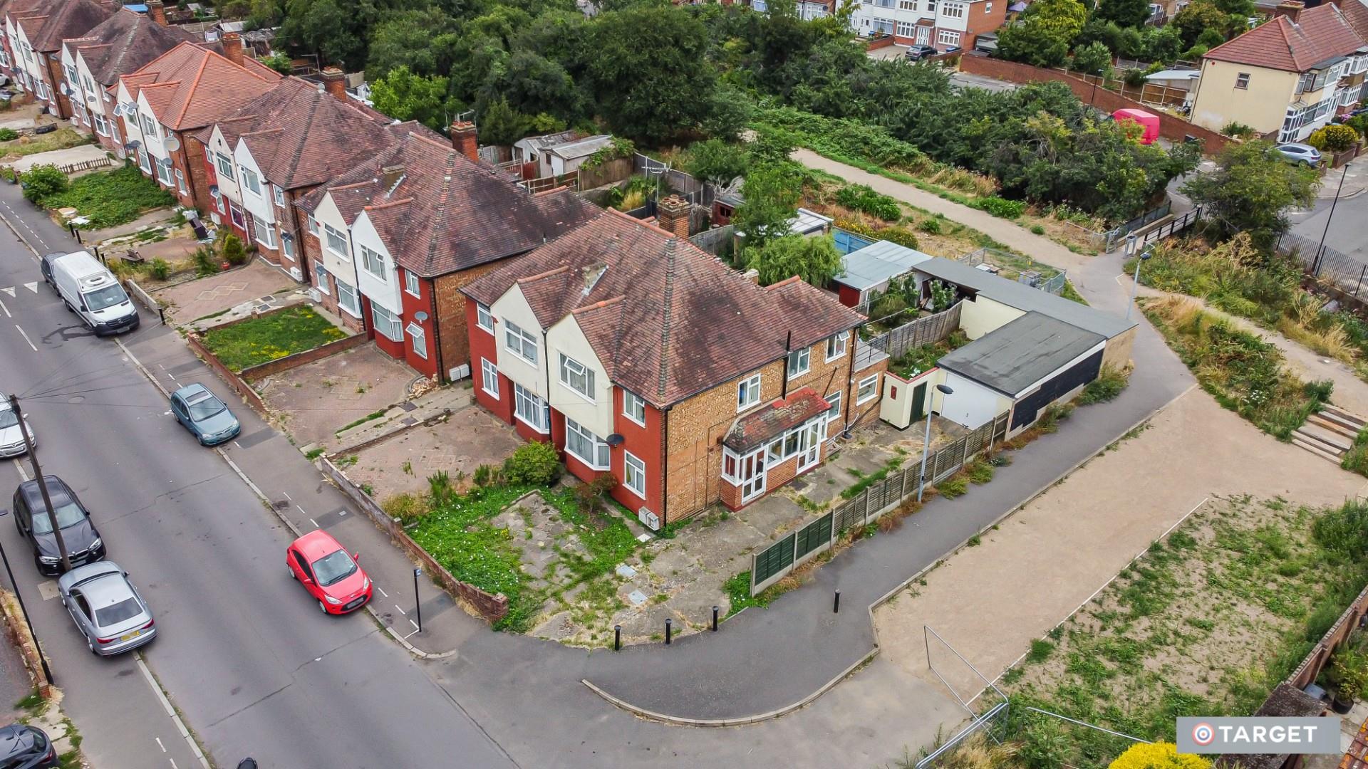 Property Image 493db29e-63b9-4f5f-ac47-bee5f7b7d915