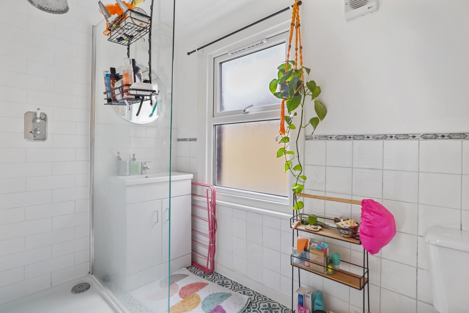 Property Image 493f1d27-10e2-45b6-a34c-674ed44c5419