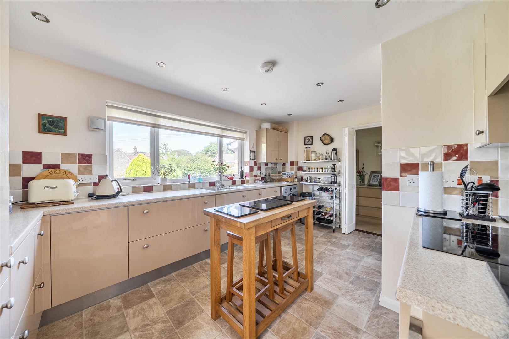 Property Image 4945d01a-bdaa-40e9-80a9-ab82bacb70cb