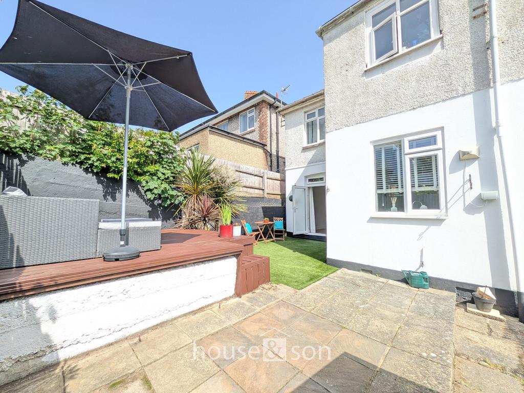 Property Image 495ac830-02d2-4c95-acef-ff35af3b8572