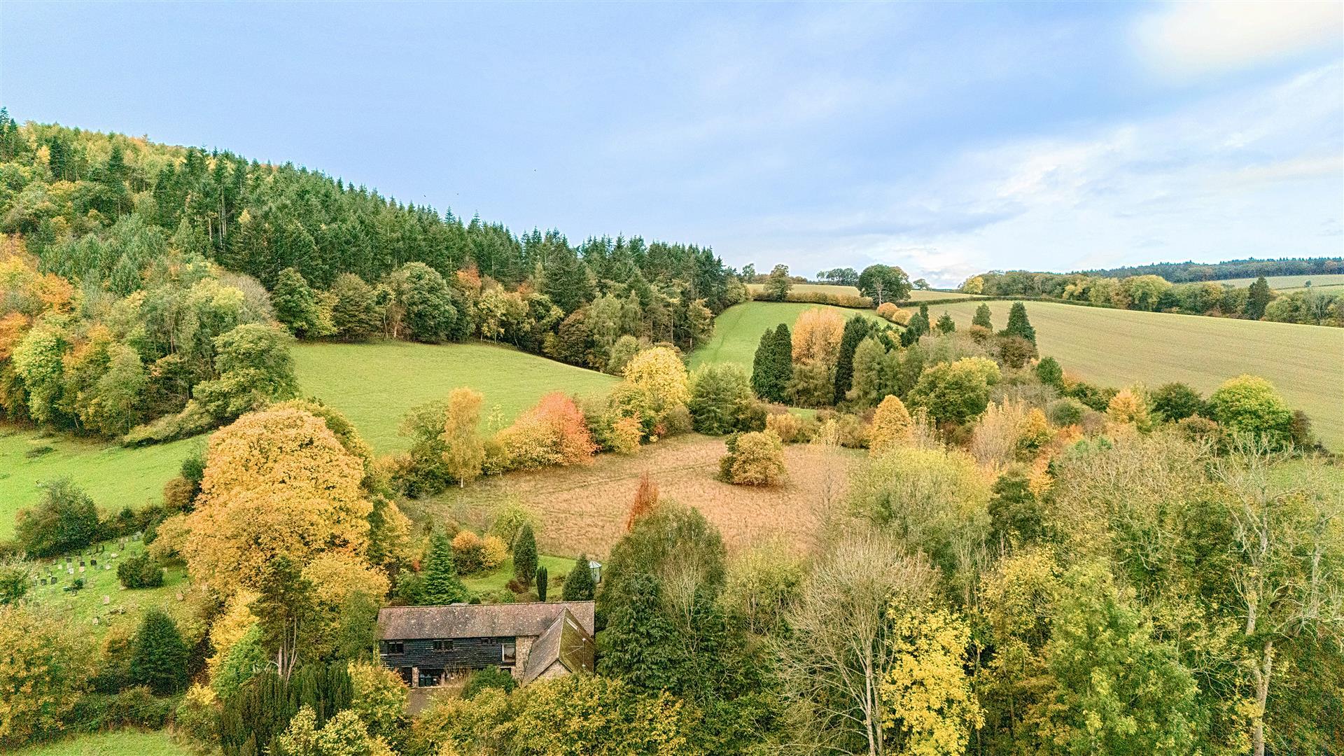 Property Image 495ad58c-e0b9-43c4-b571-7df262eebb38