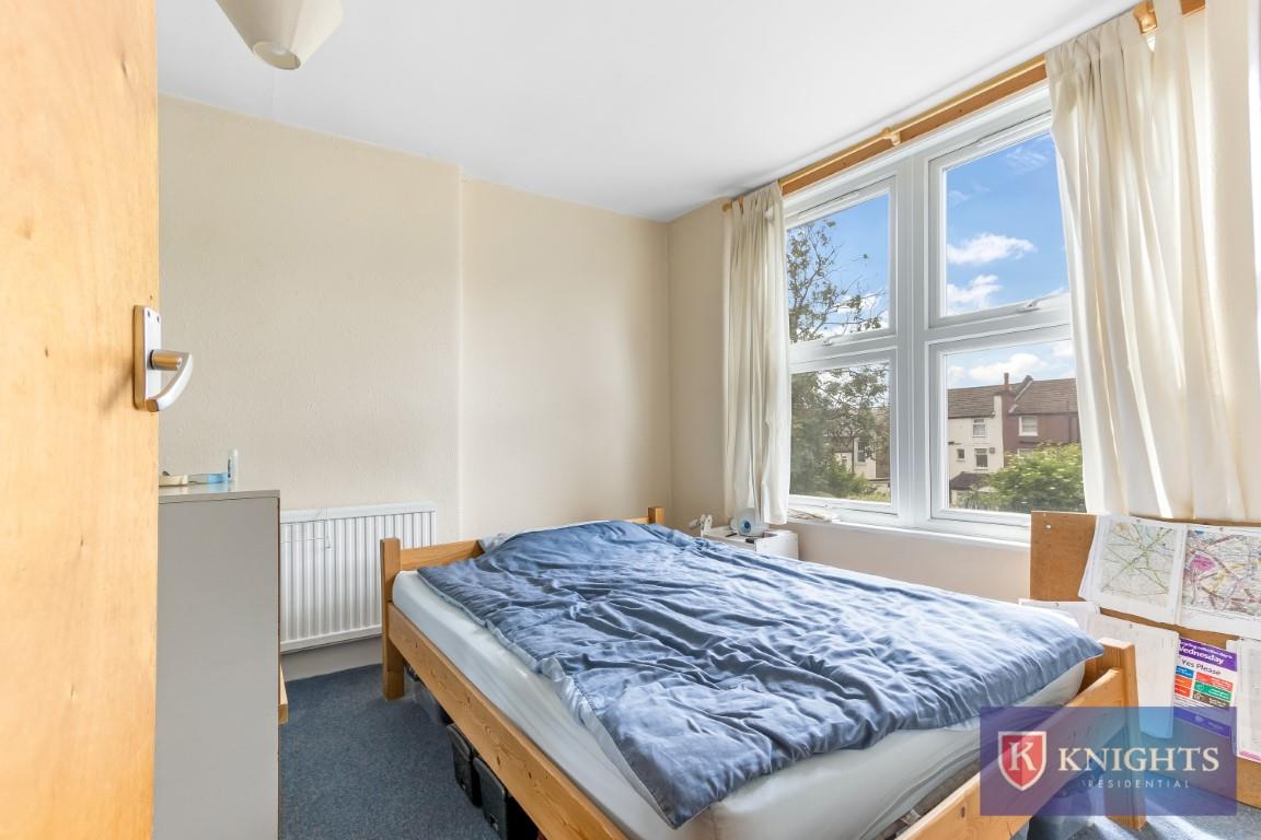 Property Image 495b9692-26ce-4884-8d78-d3867561a08f