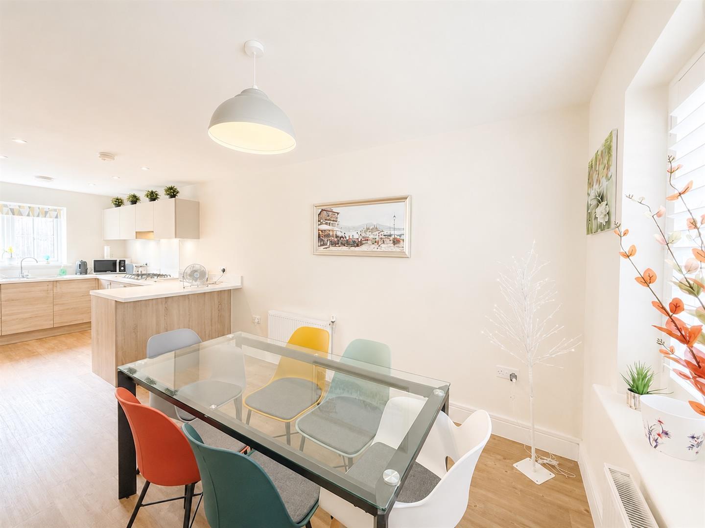 Property Image 4964d44a-0809-42ce-8e2f-4d928d0d69e9