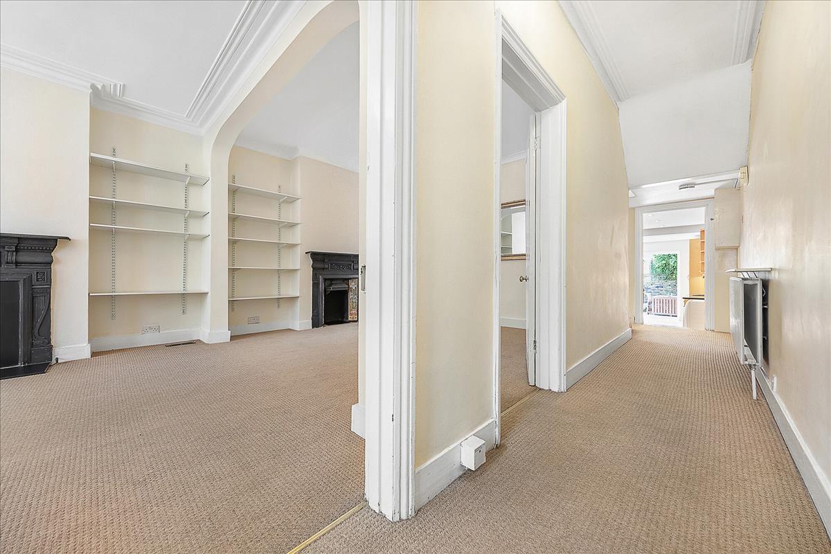Property Image 49695637-8cfb-4095-bb3e-ce0f9d5a18bf