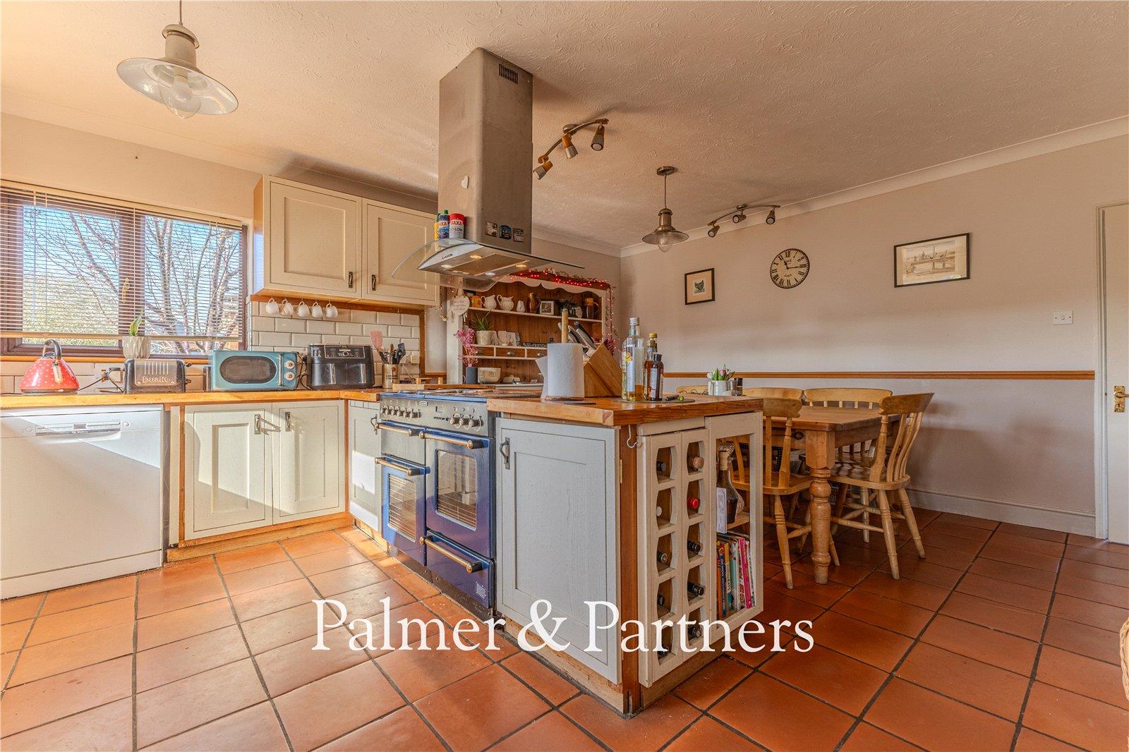 Property Image 497149b4-a015-4fd3-94b9-22a3184d2401