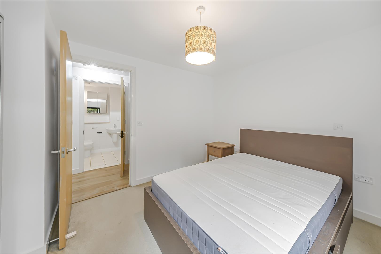 Property Image 49819edc-83bf-4759-95c3-7435ac78f47e