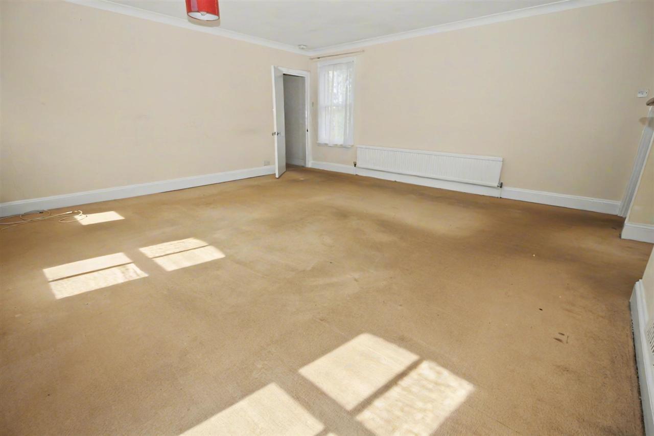 Property Image 49953e4f-d867-495c-802e-92e121e90c1d