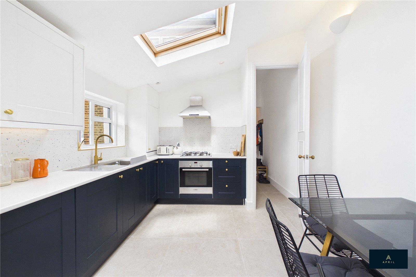 Property Image 49a26358-4b8f-44cd-b9d2-757a722843df