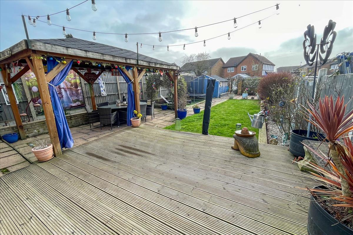 Property Image 49aa5769-cbda-4715-9cb6-00845f8d64d4