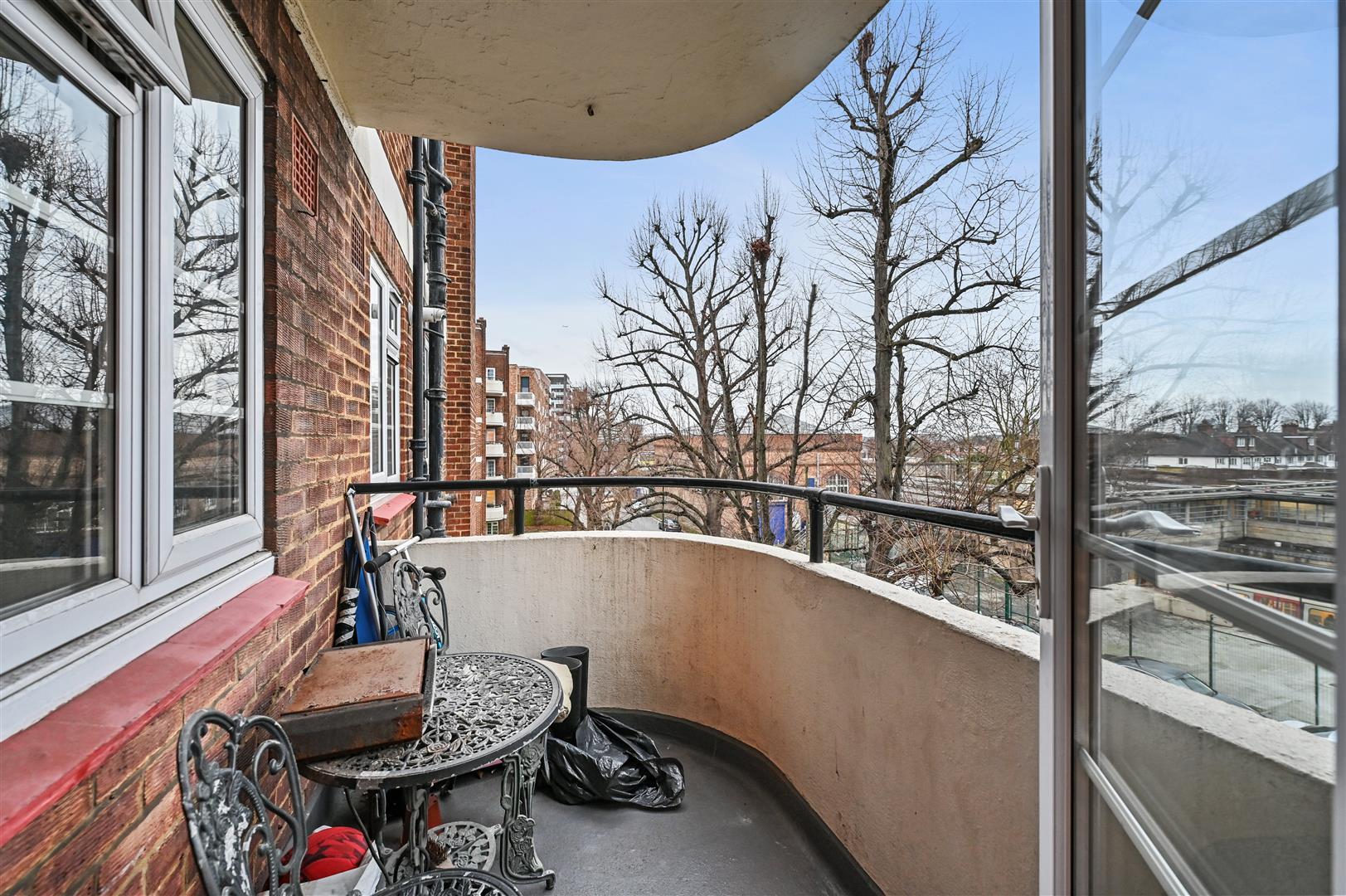 Property Image 49bb9434-622b-4df6-abe8-3a2e8524bccf