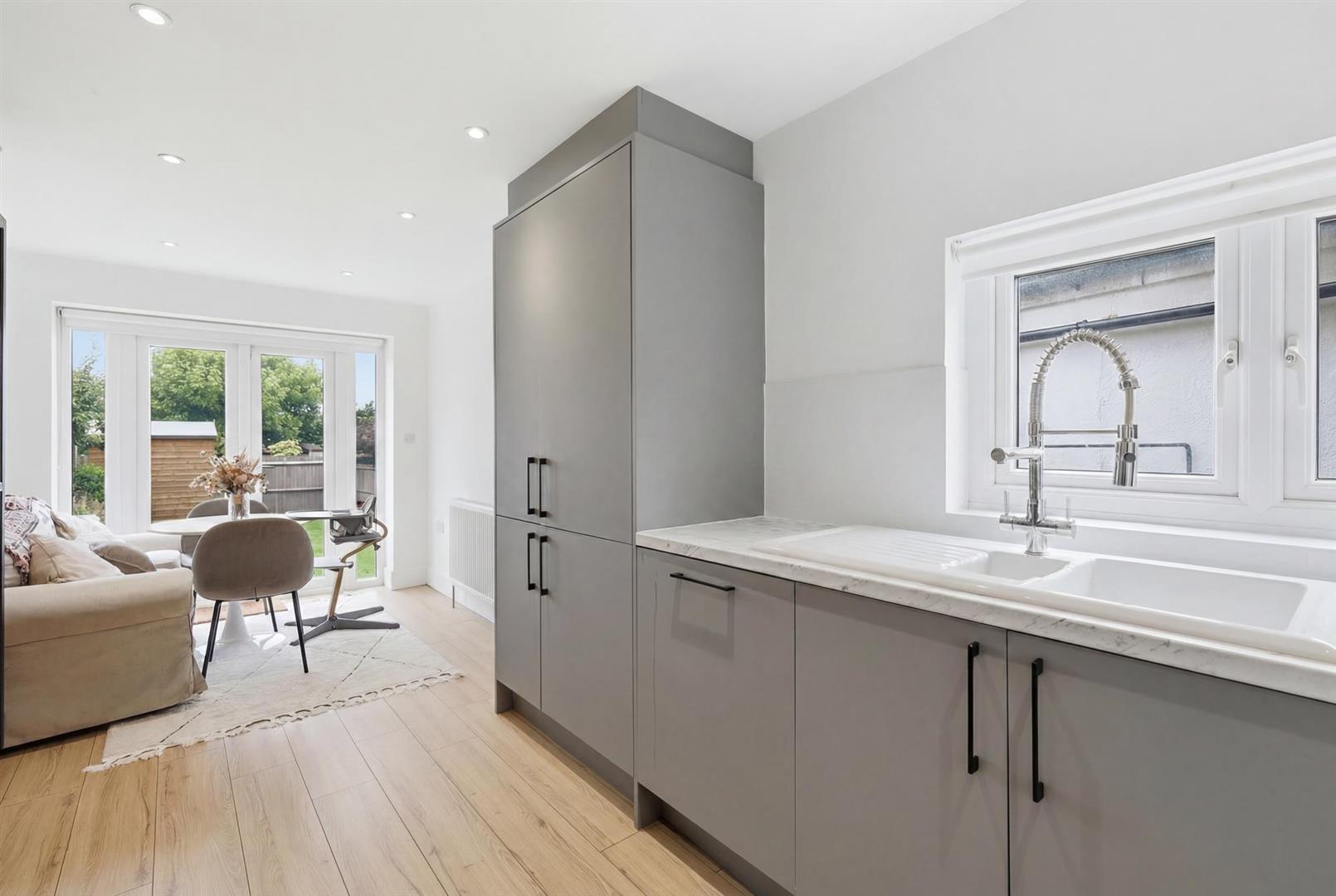 Property Image 49bbd37f-c2d8-448a-b1c0-d904f04da262